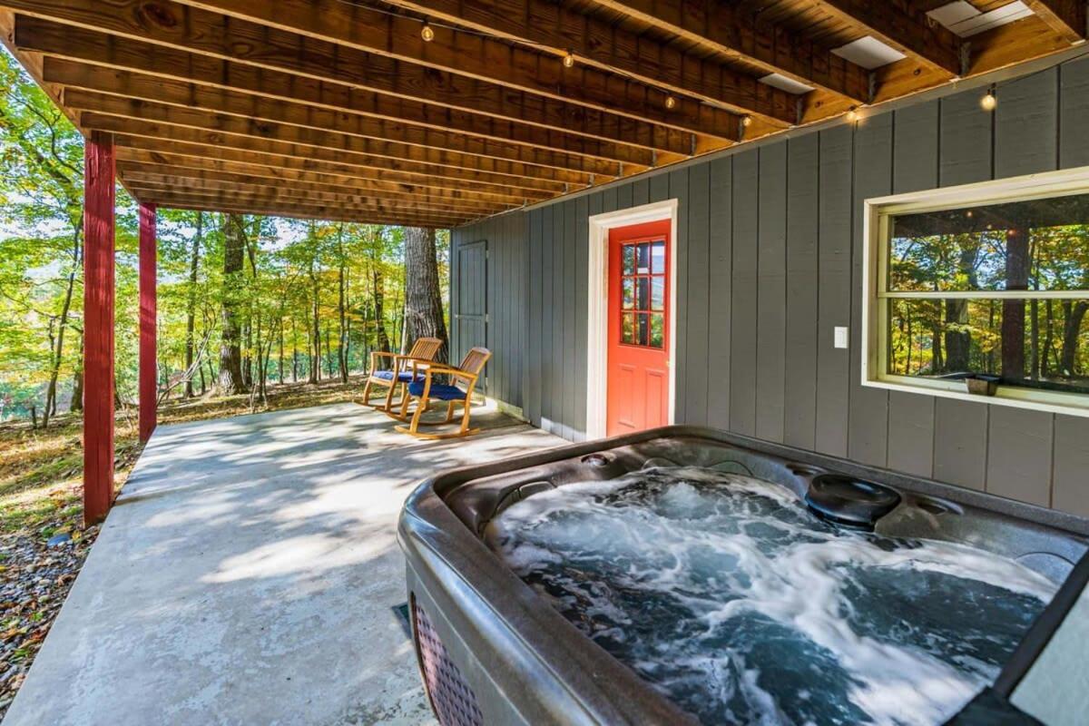 Hot Tub, Large Deck, Wifi, Fire Pit At Chalet Cabin Morton Grove Esterno foto