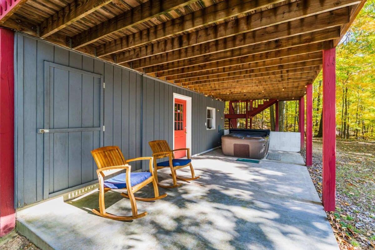 Hot Tub, Large Deck, Wifi, Fire Pit At Chalet Cabin Morton Grove Esterno foto